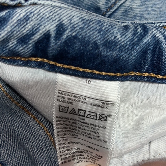 Old Navy light color boot cut jeans - Picture 3 of 4